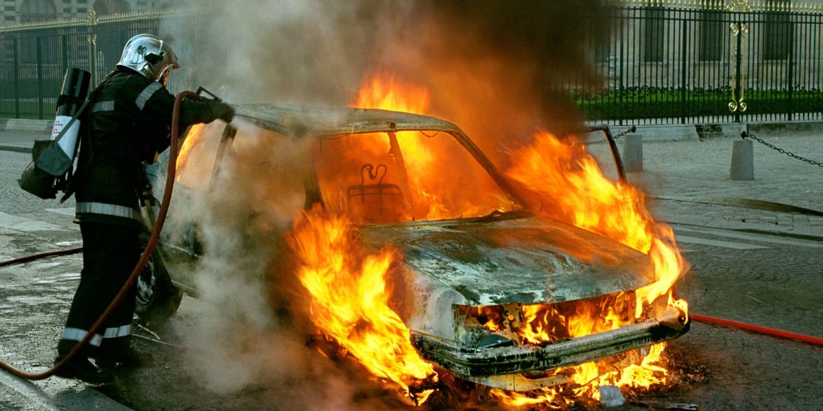 Що буде, якщо підпалити автомобіль: урок із реального вироку